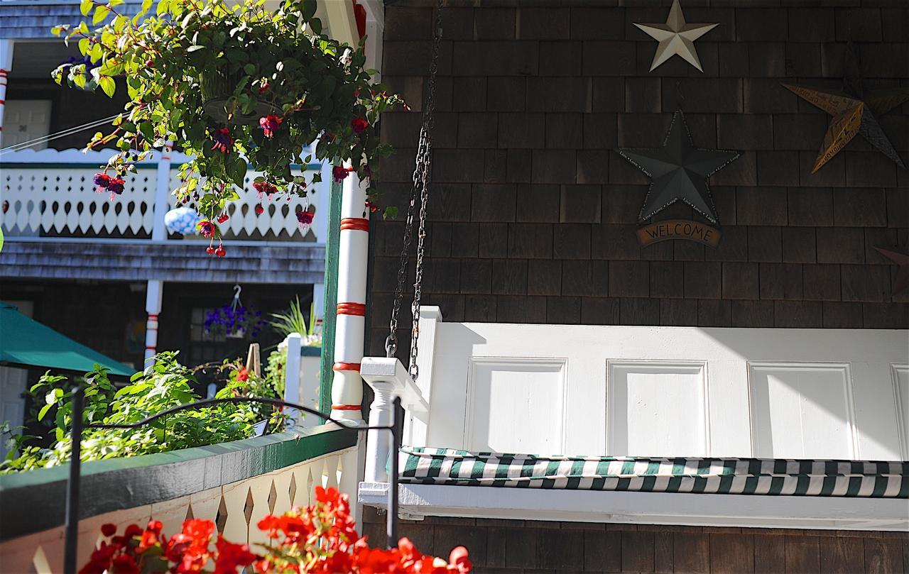 Pequot Hotel Oak Bluffs Exterior photo